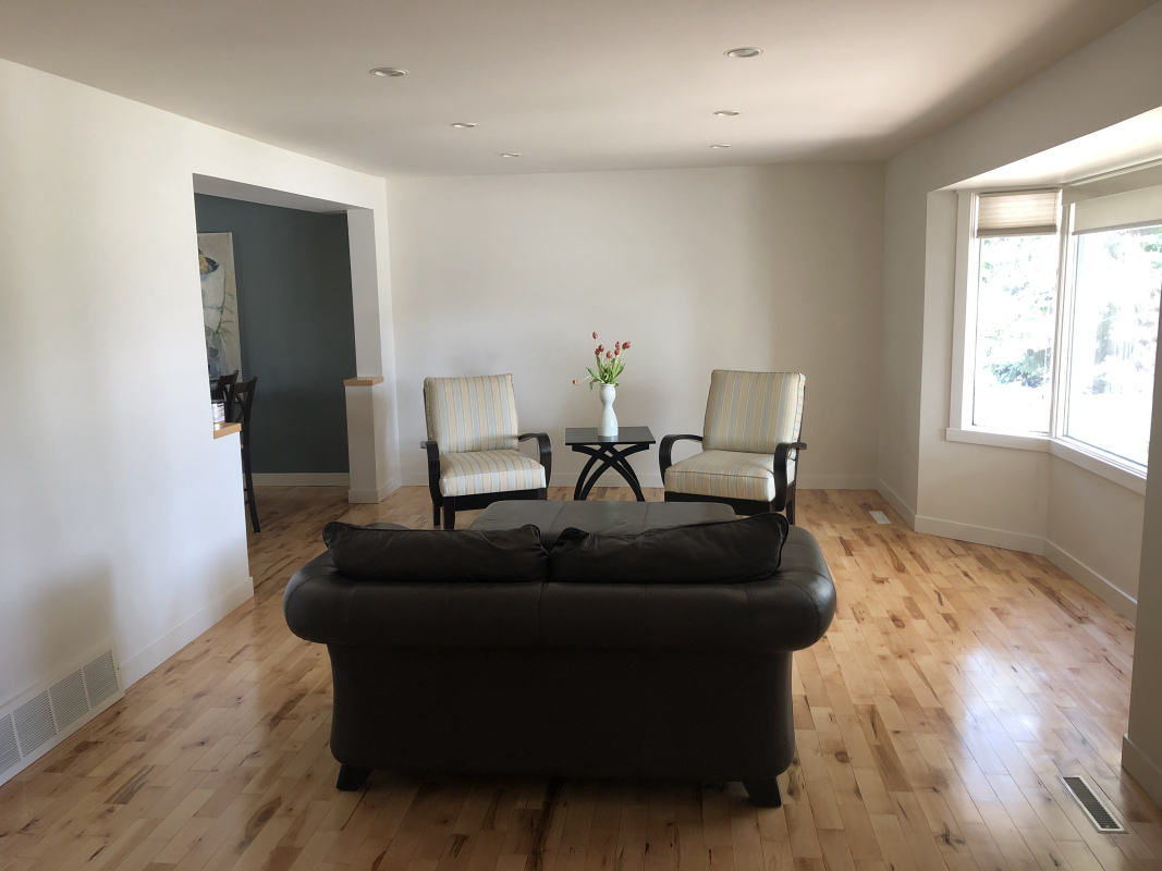 1962 Glenmore Av, Sherwood Park AB HonestDoor